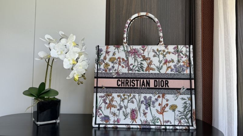 Christian Dior Shopping Bags